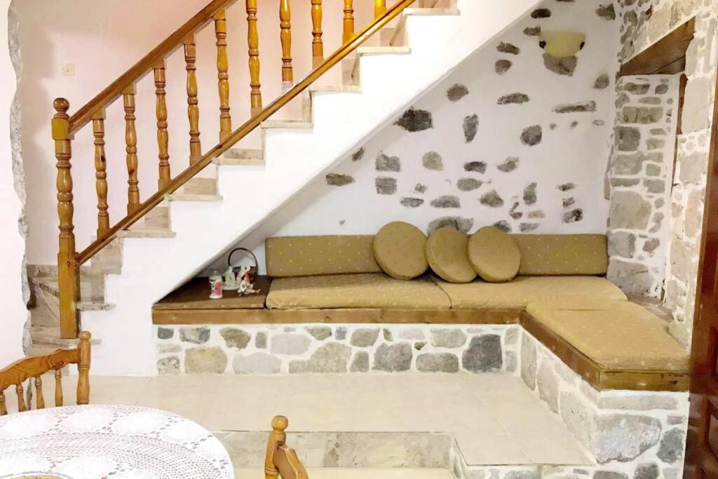 Appartamento Lava House Mandrákion Esterno foto
